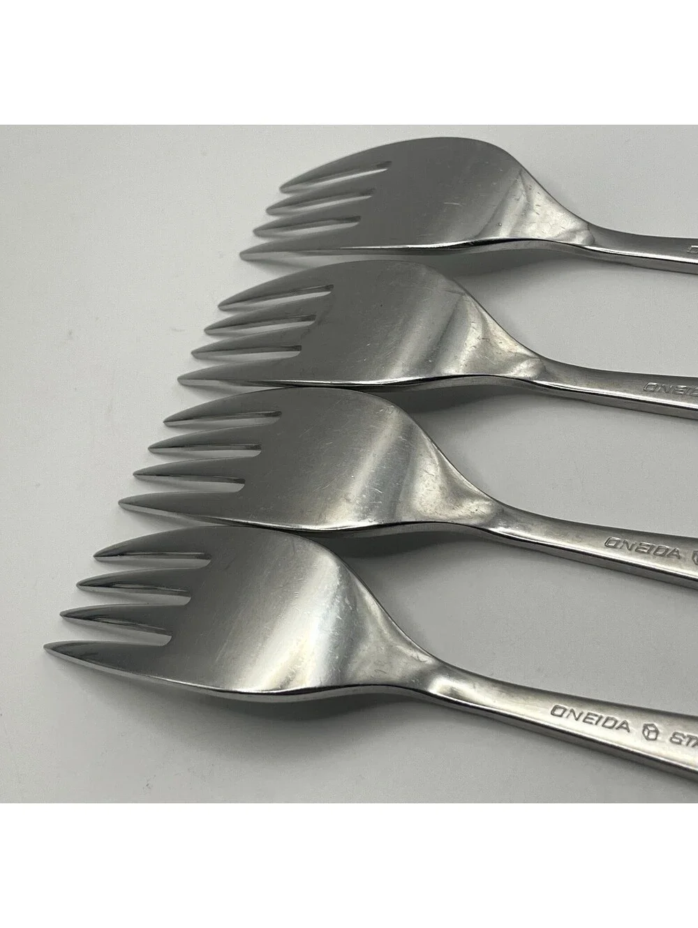 4- ONEIDA HEIRLOOM Cube Mark WILL O' WISP Stainless Salad Fork Lot ~6 3/4”